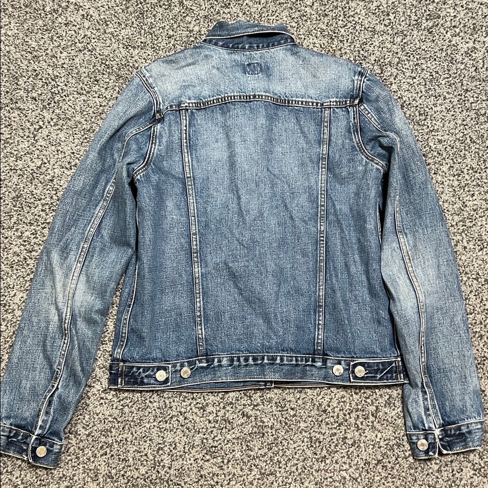 GAP Women's Denim Jacket Size Medium EUC - Picture 2 of 6